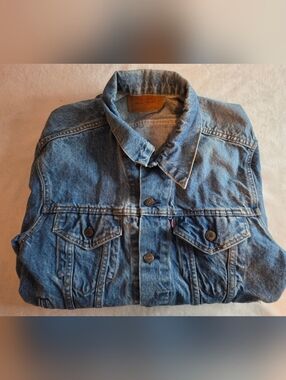 Vintage Levi’s Denim Jacket Men’s 46R Large USA Made Blue Jean